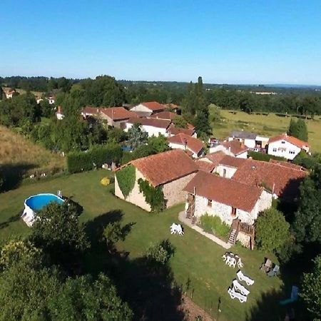 Tranquille Vienne Gites A Chirac Dept Charente Exterior foto