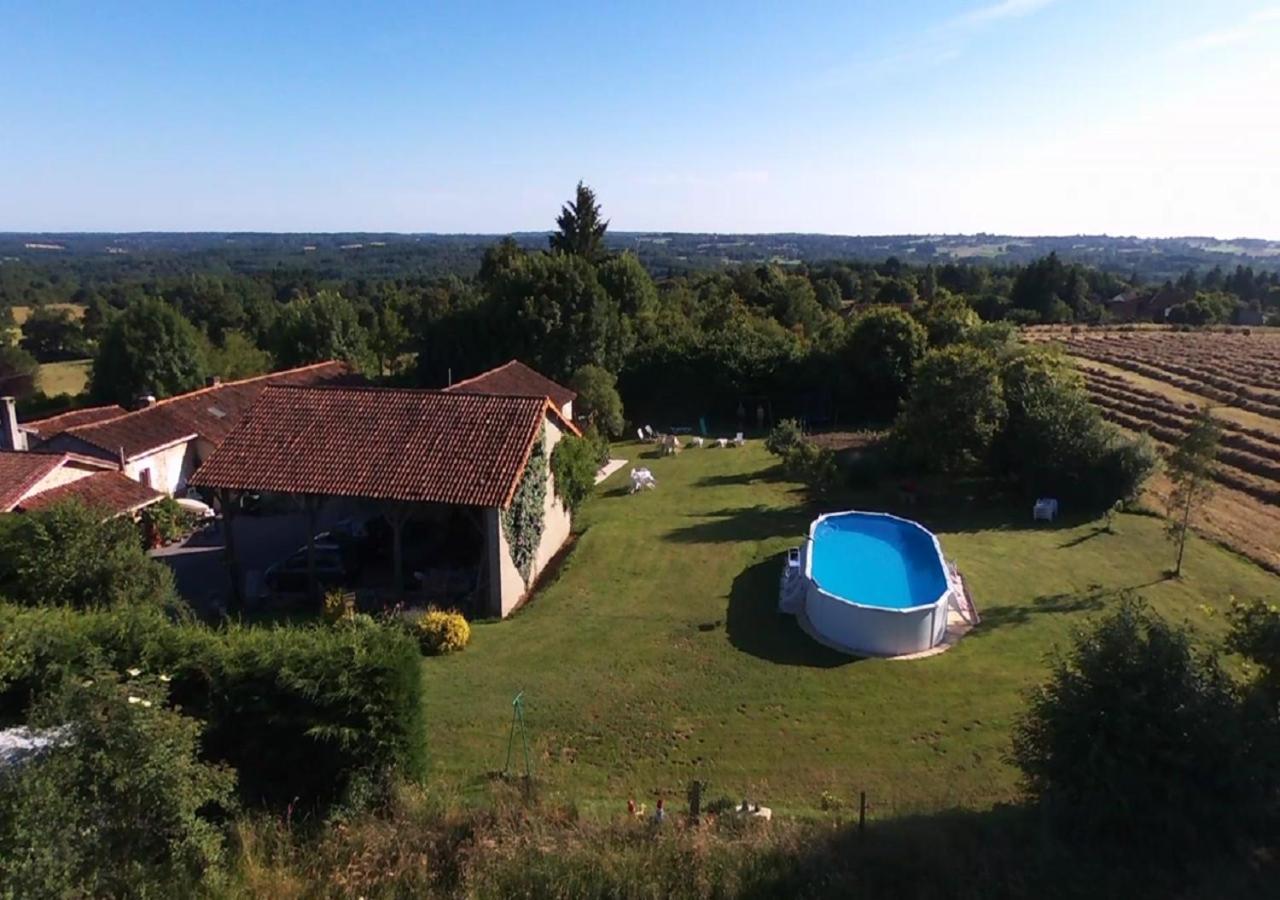 Tranquille Vienne Gites A Chirac Dept Charente Exterior foto