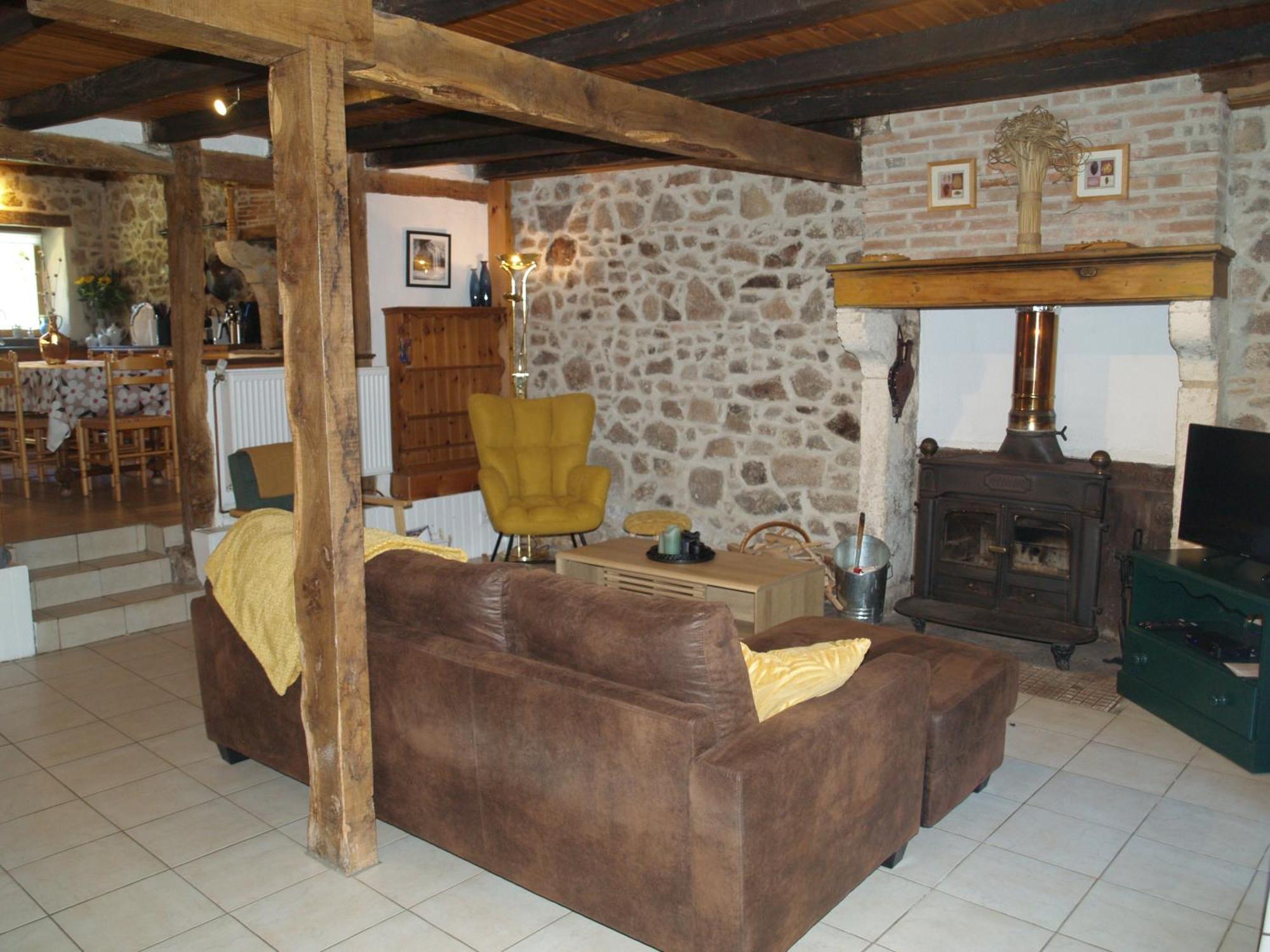 Tranquille Vienne Gites A Chirac Dept Charente Exterior foto
